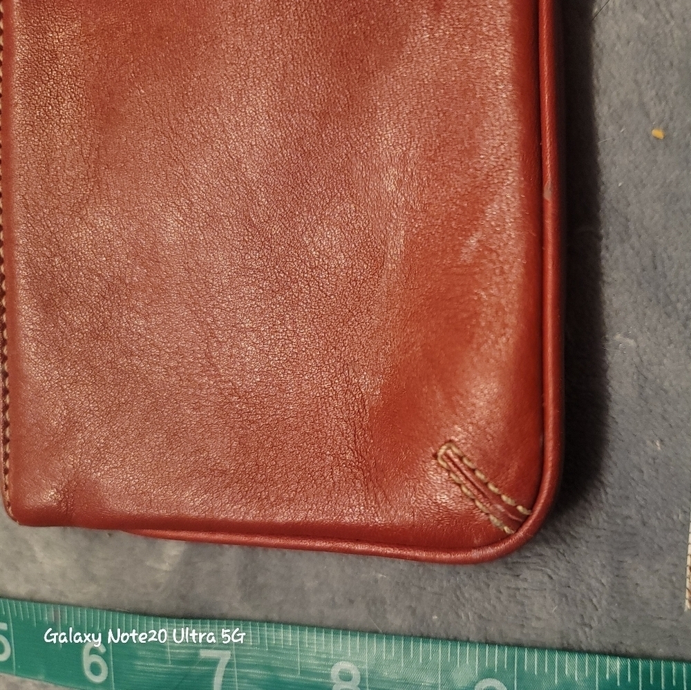 0603. EUC ~ Vintage Red ~ COACH Wristlet ~ Lining, Strap & Charm Tag are perfect - Picture 12 of 13